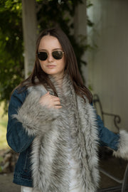 Belle w Grey Faux Fur