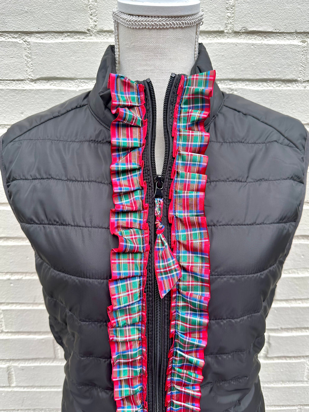 Maggie May Ruffled Ribbon Puffer Vest Black W Red Plaid PF32 XXXL 24 26 Black